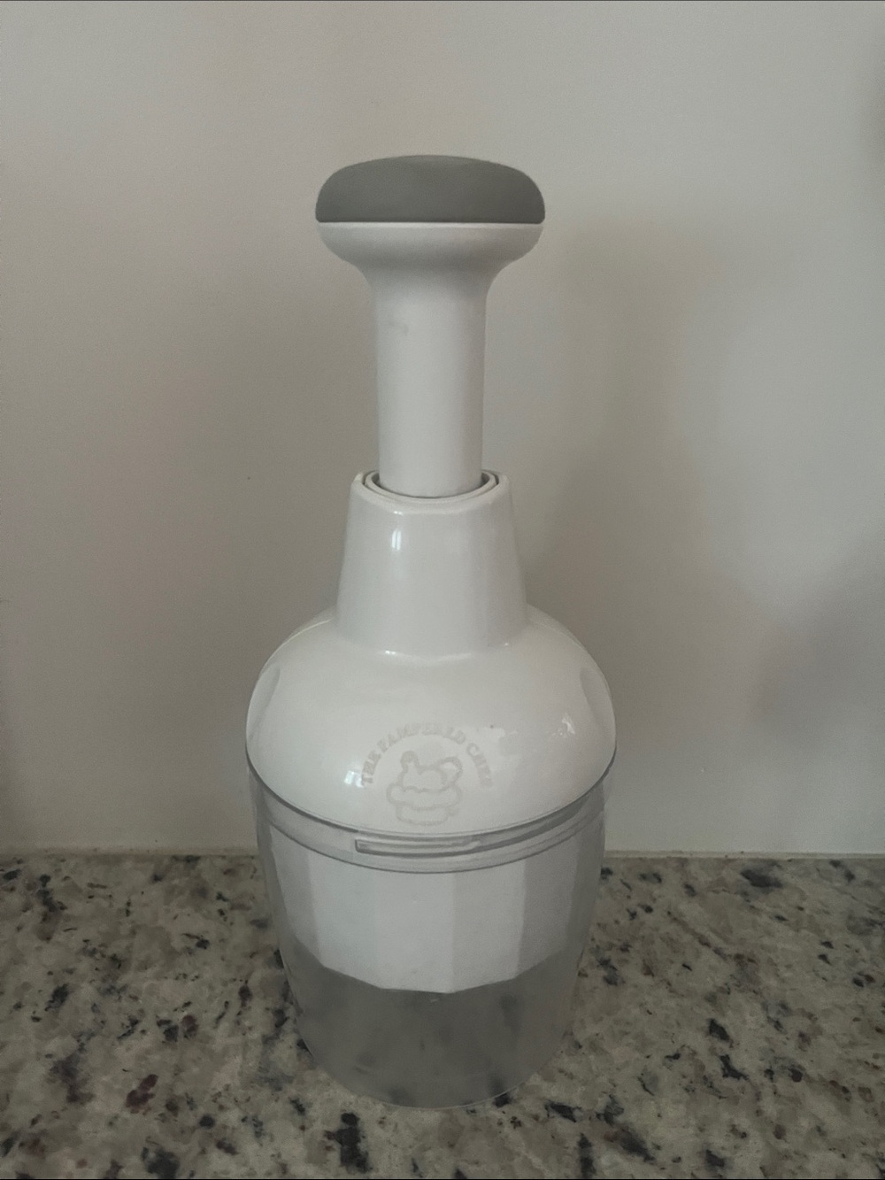 The pampered chef food chopper